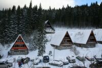 zimný pohľad na bungalov
