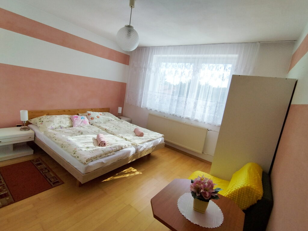 spolocenska miestnost